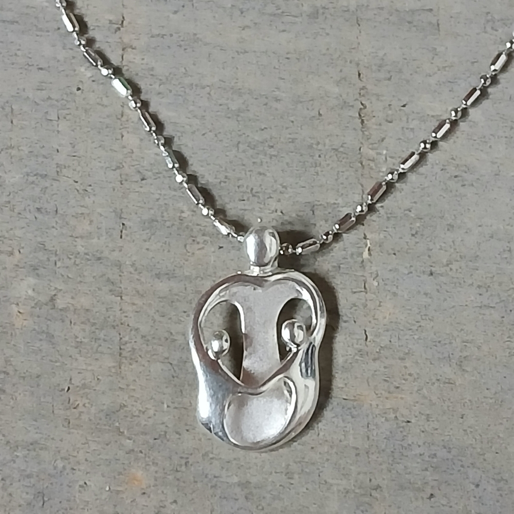 Carolyn Pollack Relios Loving Family Sterling Silver Necklace Mom & 2 Children